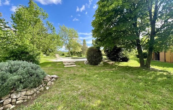 Maison en pierre 181.50 m2 - Piscine - 3 388 m2 de jardin