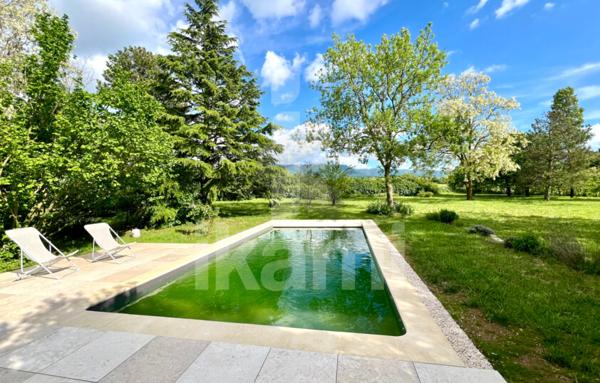 Maison en pierre 181.50 m2 - Piscine - 3 388 m2 de jardin
