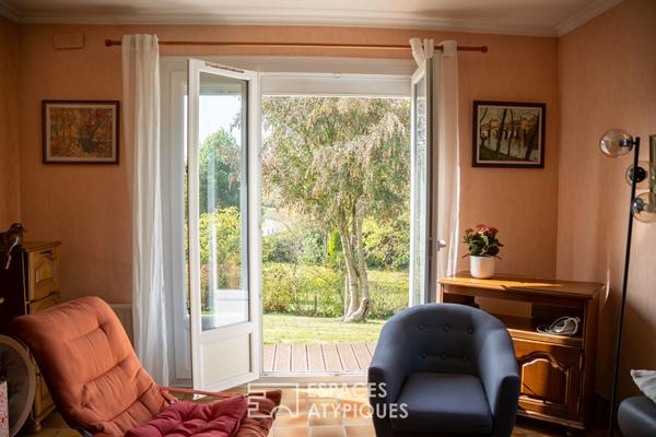 Maison avec son étang, ses cabanons et son terrain constructible