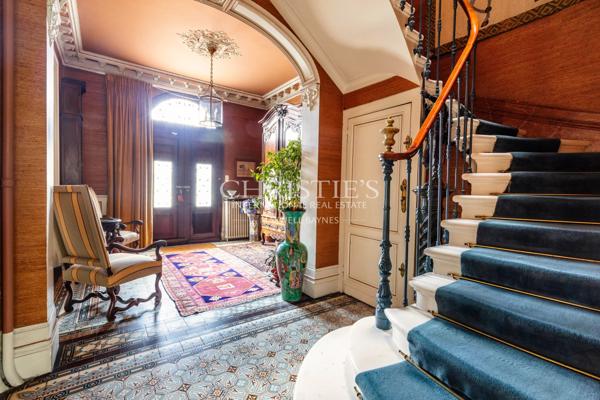 Hôtel particulier – 5 chambres – jardin double garage