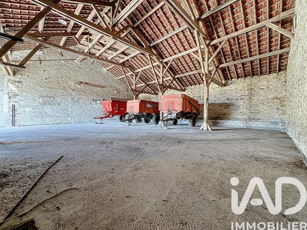 Maison à vendre 2 pièces 500 m² Fontains