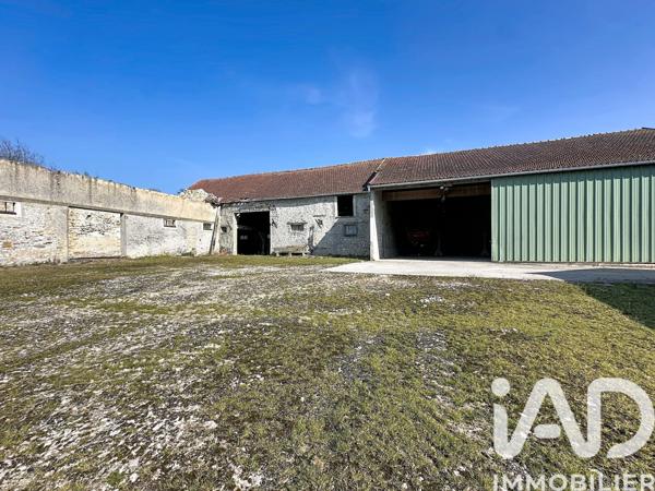 Maison à vendre 2 pièces 500 m² Fontains