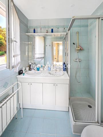 Maison à LONGPONT-SUR-ORGE, 91310 - 6 pièces 141m²