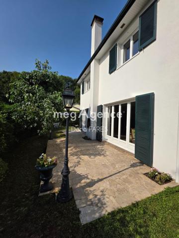 Maison à LONGPONT-SUR-ORGE, 91310 - 6 pièces 141m²