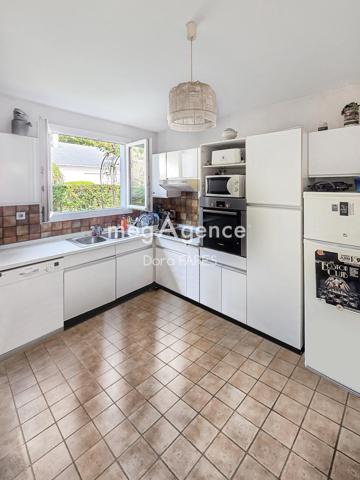 Maison à LONGPONT-SUR-ORGE, 91310 - 6 pièces 141m²