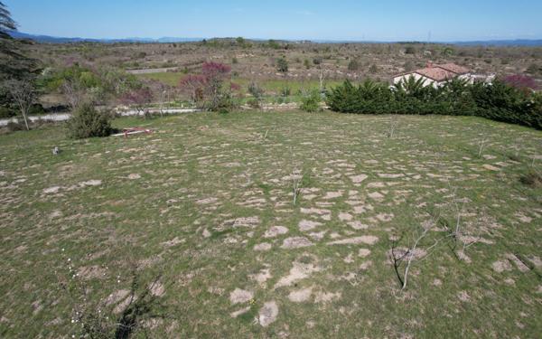 Terrain à vendre    Lablachère