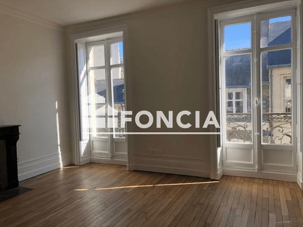 Location Appartement 5 pièces 91.74 m² - 24 RUE ROSIERE D'ARTOIS Nantes 44000