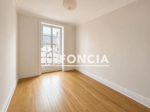 Location Appartement 5 pièces 91.74 m² - 24 RUE ROSIERE D'ARTOIS Nantes 44000