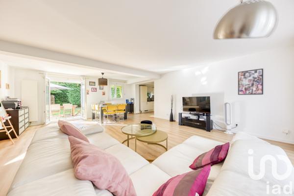 Maison à vendre 6 pièces 132 m² Lésigny