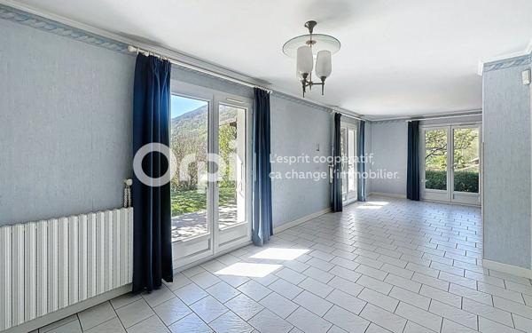 Maison à vendre    4 pièces • 154,97 m2 Tours-en-Savoie