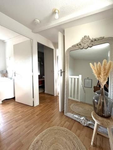 A VENDRE – Appartement T3 en duplex avec deux stationnements -Vannes Est