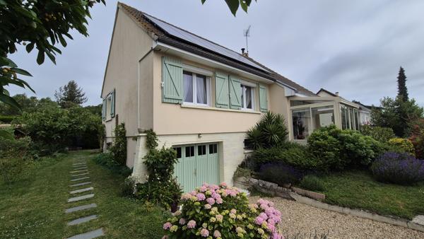 Maison
         5 pièces
        - 100 m² 393 000 € *