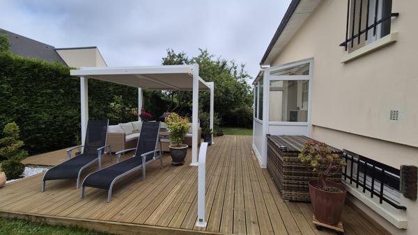 Maison
         5 pièces
        - 100 m² 393 000 € *