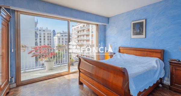 À vendre Appartement 3 pièces 78.77 m² - Versailles 78000