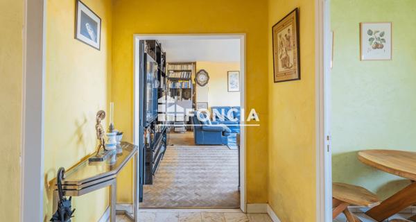 À vendre Appartement 3 pièces 78.77 m² - Versailles 78000