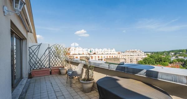 À vendre Appartement 3 pièces 78.77 m² - Versailles 78000