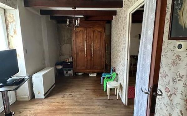 Maison à vendre    4 pièces •  La Chapelle-des-Marais