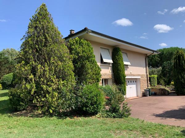 Charbonnières – Foncier rare 6200 m² de prestige