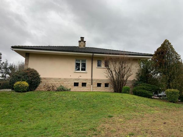 Charbonnières – Foncier rare 6200 m² de prestige