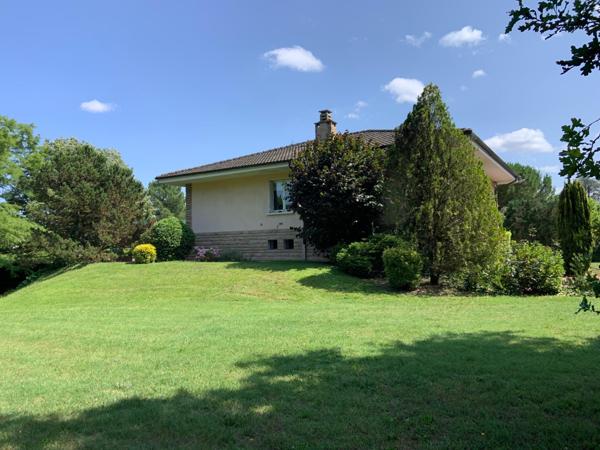 Charbonnières – Foncier rare 6200 m² de prestige