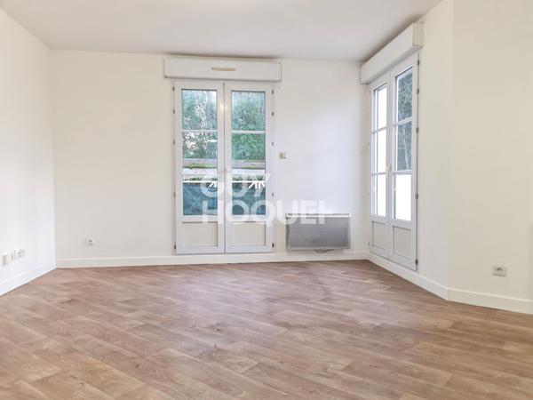 STUDIO avec TERRASSE EXPOSÉE SUD à vendre à SAINT PIERRE DU PERRAY