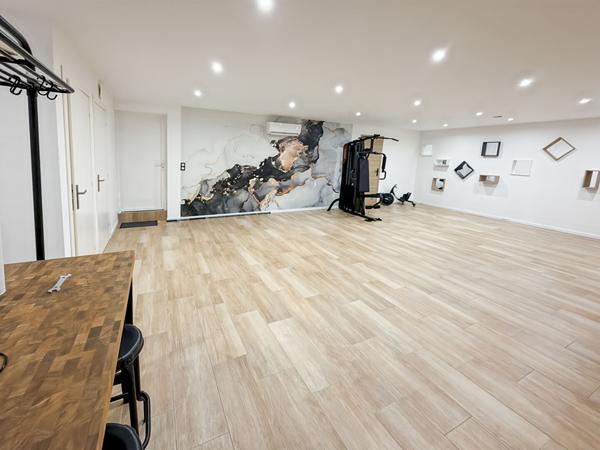 Maison à vendre |  Marseille 12 |  12 pièces | 350 m²