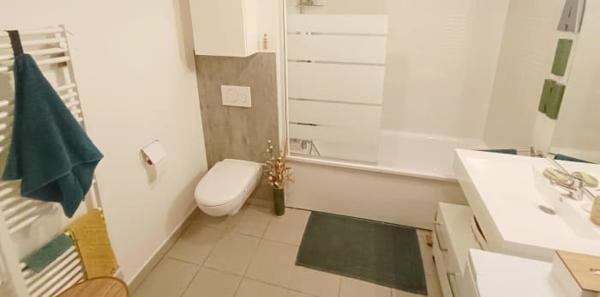 Résidence 2018 - vendu loué, 2 pièces de 40 m² avec jardin 51 m²