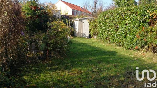 House for sale 5 rooms 95 m² Montigny-le-Bretonneux