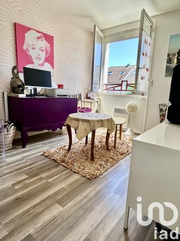 House for sale 5 rooms 95 m² Montigny-le-Bretonneux