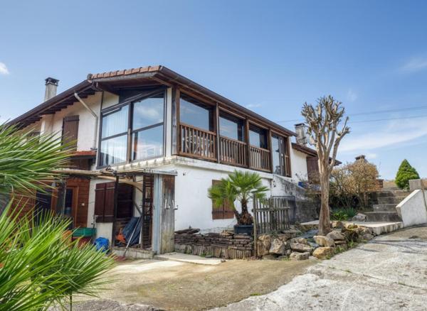 Viager occupée Maison de pays Mouguerre 10 pièce(s) 230 m2