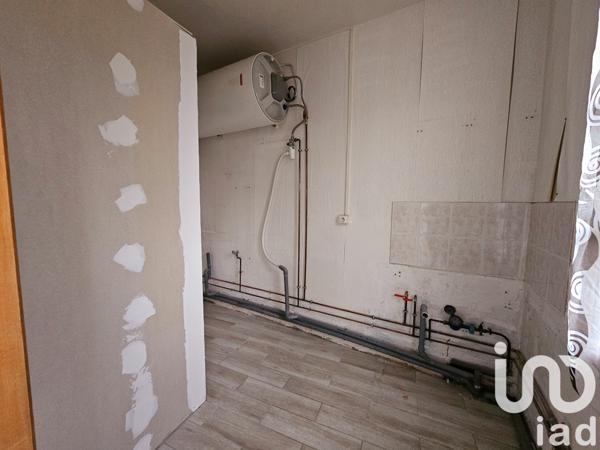 Immeuble à vendre 40 m² Cézy