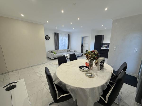 86100 CHATELLERAULT OPPORTUNITÉ EXCEPTIONNELLE - ENSEMBLE IMMOBILIER MIXTE : MAISON RÉCENTE+ IMMEUBLE DE RAPPORT