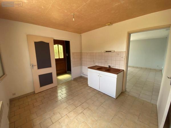 Maison à vendre à Gennes Val de Loire dans le Maine-et-Loire (49350), ref : 49107-1081