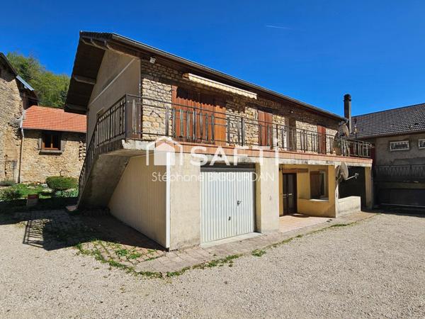 Maison avec 2 T3 indépendants, garage, cave, Rancenay