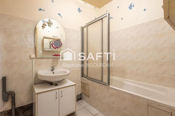 Maison avec 2 T3 indépendants, garage, cave, Rancenay