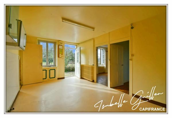 Propriete à vendre 6 pièces SAINT MAUR (18)