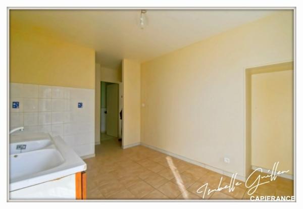 Propriete à vendre 6 pièces SAINT MAUR (18)