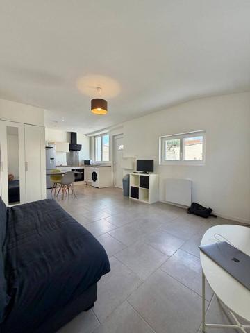 Petite maison T1 meublée de 25 m², entrée indépendante