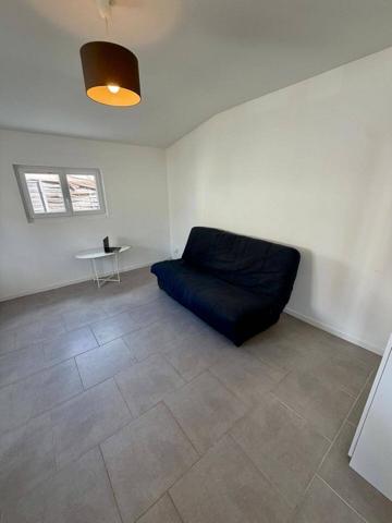 Petite maison T1 meublée de 25 m², entrée indépendante