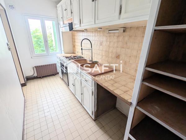 Maison 7 pièces, 6 chambres, terrain, garage.