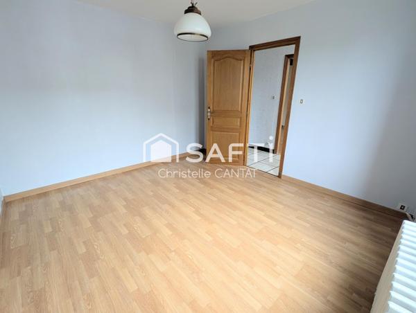 Maison 7 pièces, 6 chambres, terrain, garage.