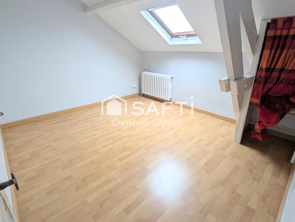 Maison 7 pièces, 6 chambres, terrain, garage.