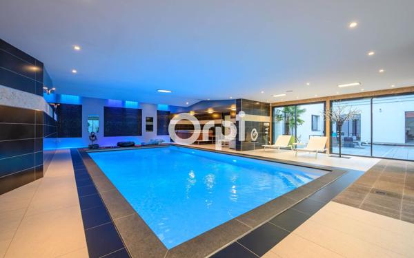 Maison à vendre    7 pièces • 440 m2 Sin-le-Noble