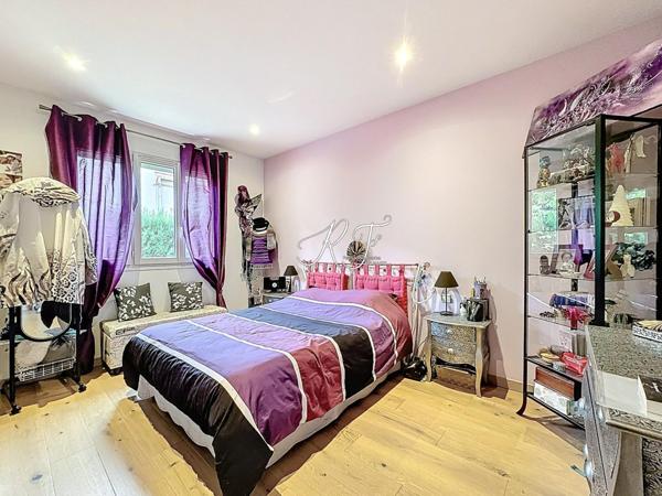 maison individuelle de 4 chambres et de 130m² sur un terrain de 1000m²