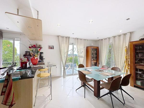 maison individuelle de 4 chambres et de 130m² sur un terrain de 1000m²