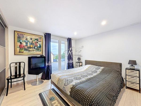 maison individuelle de 4 chambres et de 130m² sur un terrain de 1000m²