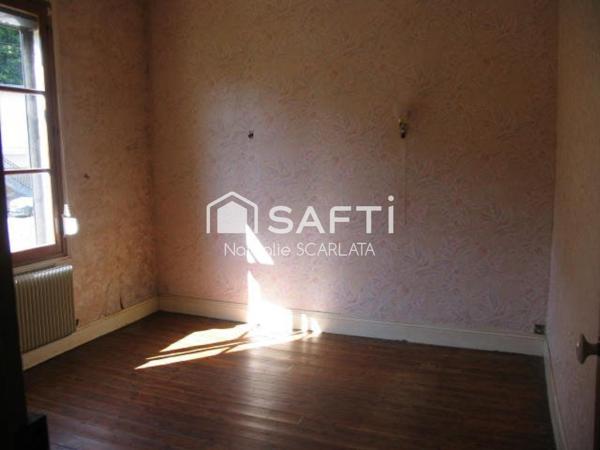 Maison 4 chambres avec cour et garage