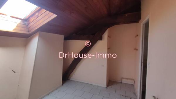 Immeuble à vendre 13 pièces de 260 m²