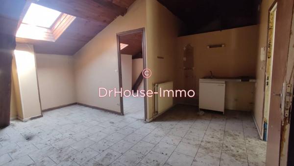 Immeuble à vendre 13 pièces de 260 m²