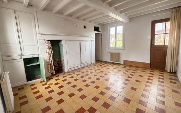 Maison à vendre    5 pièces • 102,40 m2 Auneuil